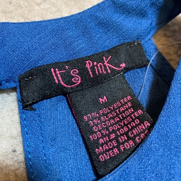 NWT It’s Pink Crochet Sleeveless Tank Top Women Size Medium Blue Summer - Picture 6 of 6